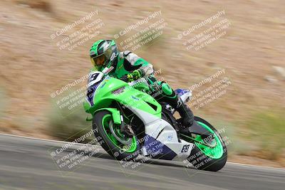 media/Jun-04-2022-WERA (Sat) [[b852bbbd55]]/Race 8 Superbike Expert Novice V7 HW/